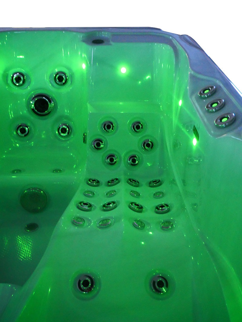 Minipiscina Idromassaggio Bivita Mauritius SPA18 Bianca con 71 Getti e Bluetooth