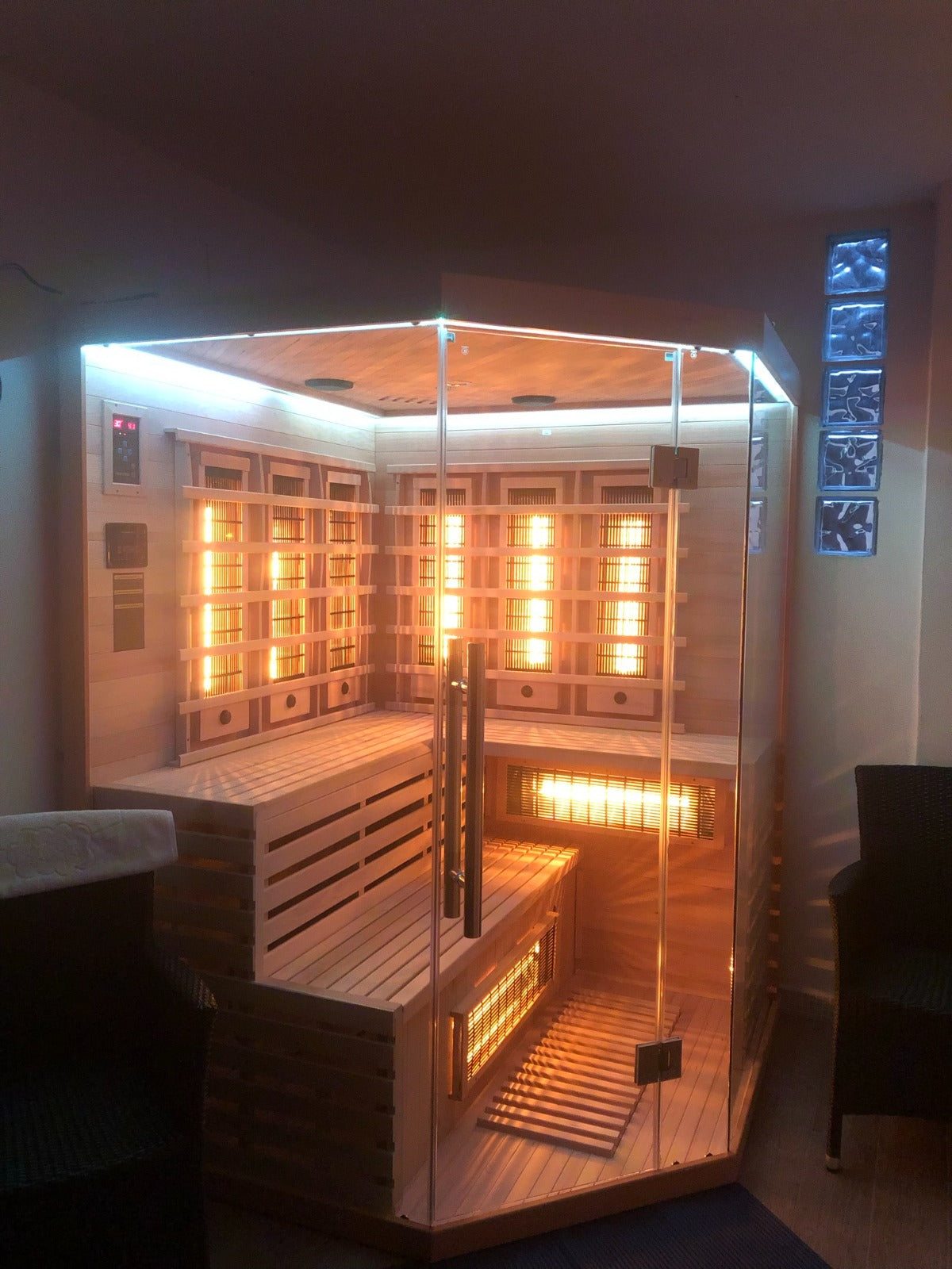 Sauna Infrarossi Bivita New Deluxe 3-4 Persone 150x150x200 cm con Bluetooth e Cromoterapia